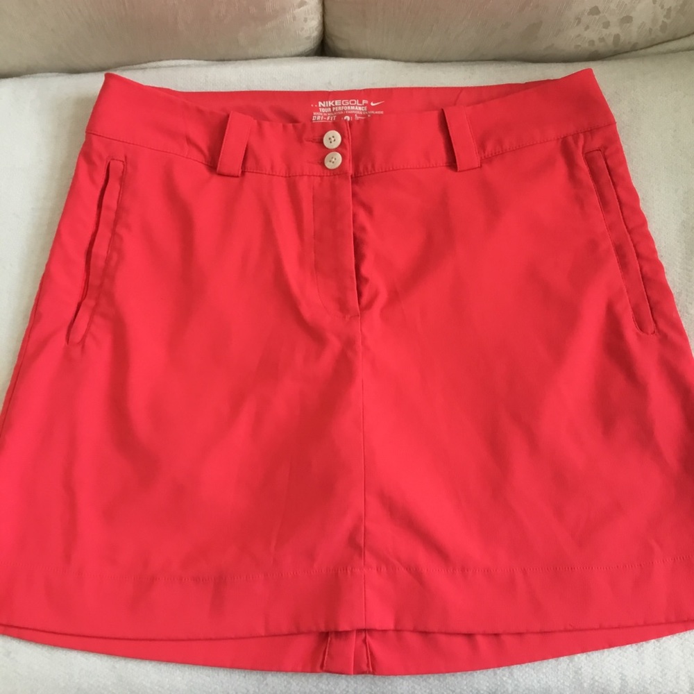 Nike skort,very nice color❣️❣️